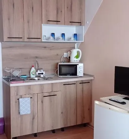 Keni Affittacamere 2*