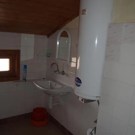 Keni Guest house